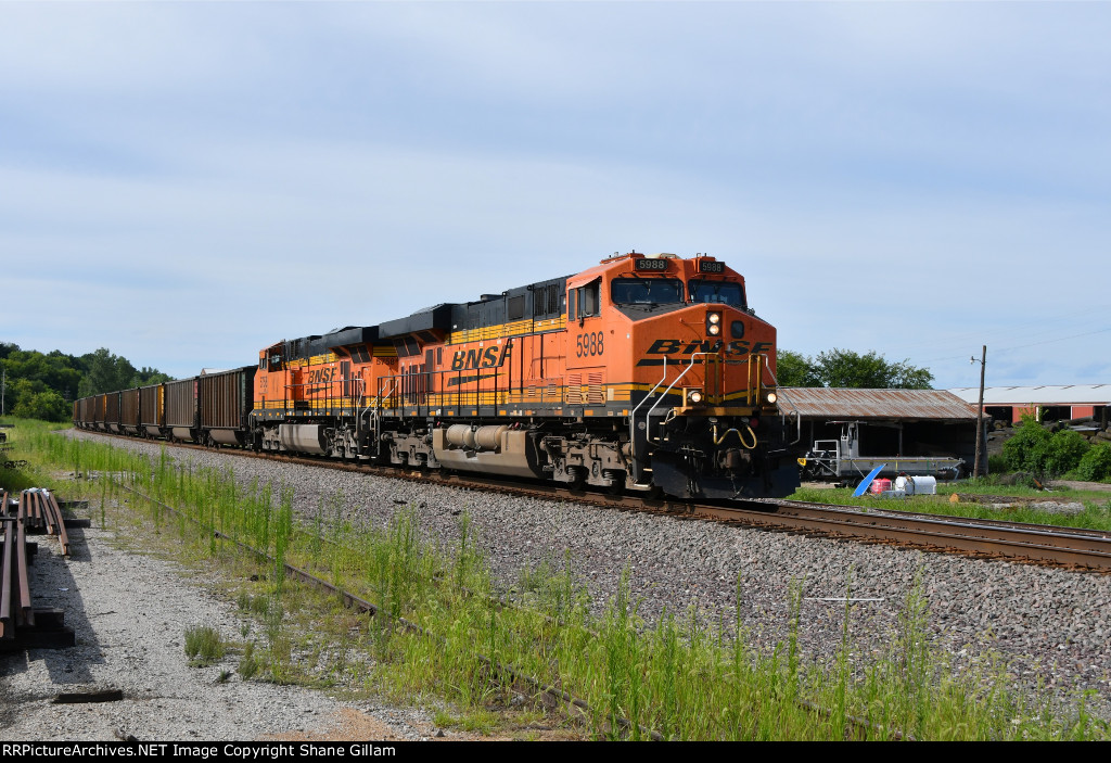 BNSF 5988